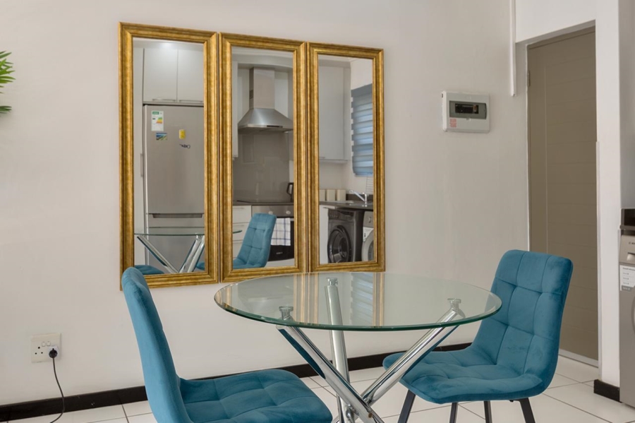 To Let 1 Bedroom Property for Rent in Fourways Gauteng