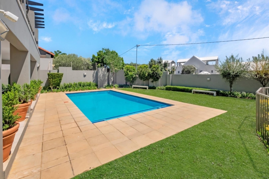 To Let 1 Bedroom Property for Rent in Fourways Gauteng