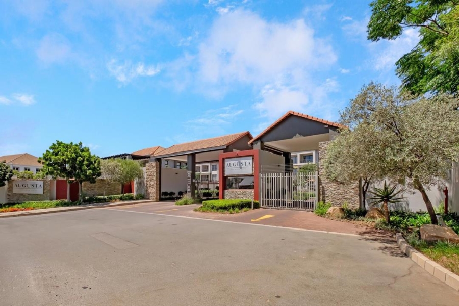 To Let 1 Bedroom Property for Rent in Fourways Gauteng