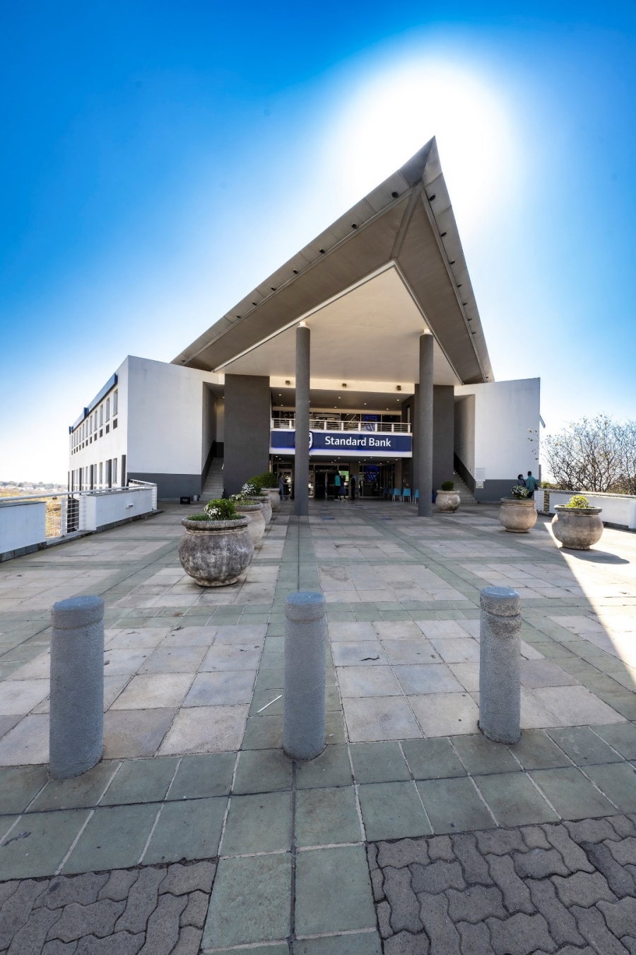 To Let Commercial Property for Rent in Lonehill Gauteng