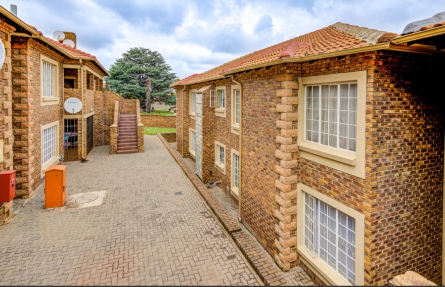 3 Bedroom Property for Sale in Terenure Gauteng