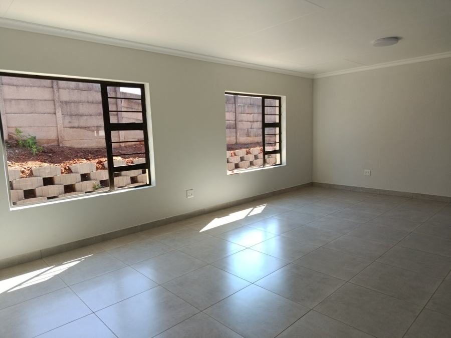 4 Bedroom Property for Sale in Heuweloord Gauteng