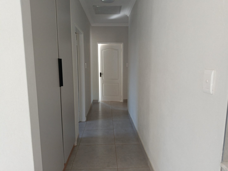 4 Bedroom Property for Sale in Heuweloord Gauteng