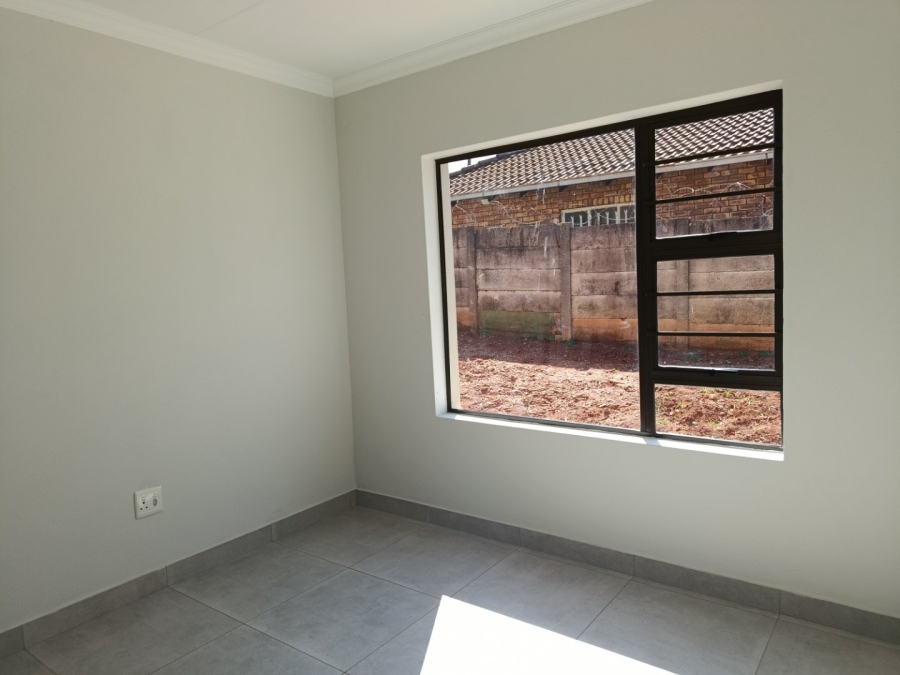4 Bedroom Property for Sale in Heuweloord Gauteng