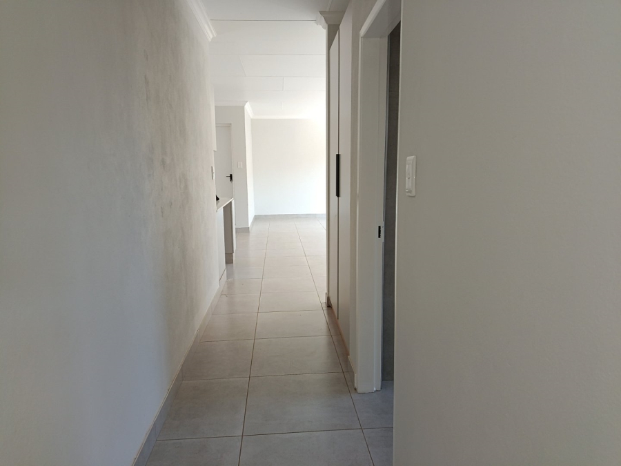 4 Bedroom Property for Sale in Heuweloord Gauteng