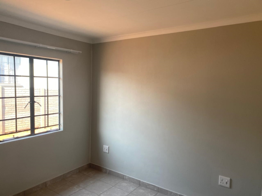 To Let 2 Bedroom Property for Rent in Mamelodi East Gauteng