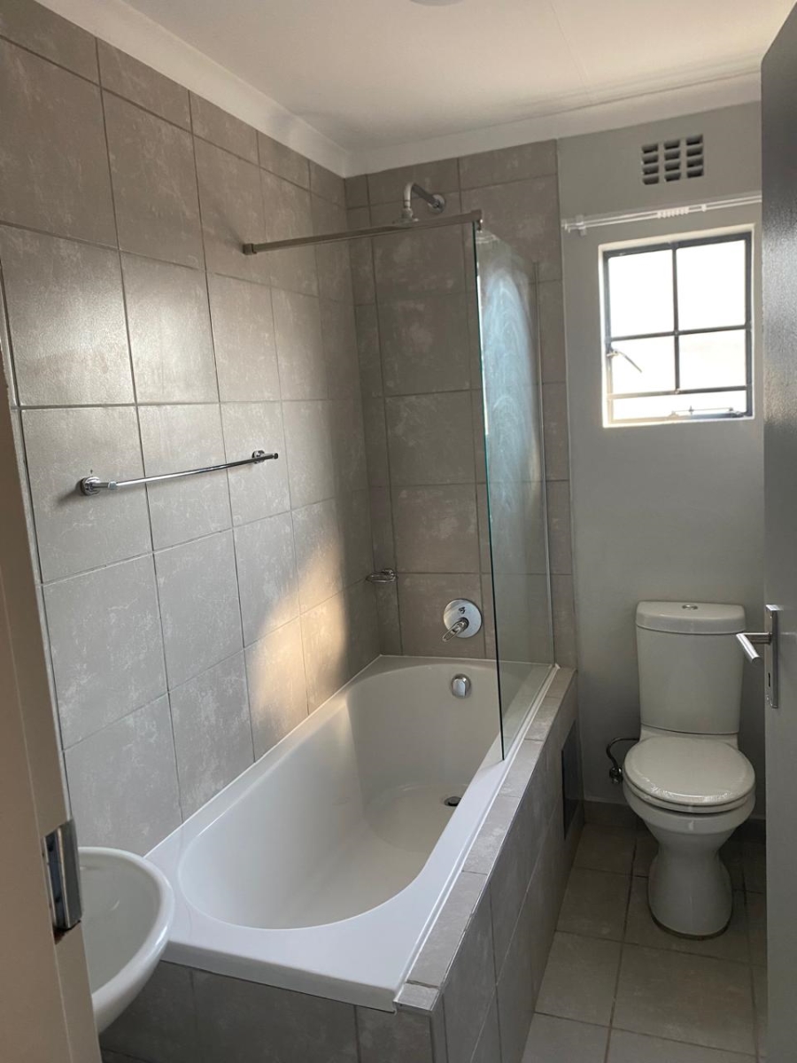 To Let 2 Bedroom Property for Rent in Mamelodi East Gauteng