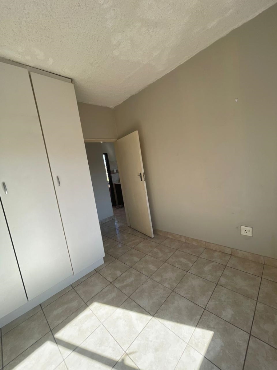 1 Bedroom Property for Sale in Kempton Park Central Gauteng