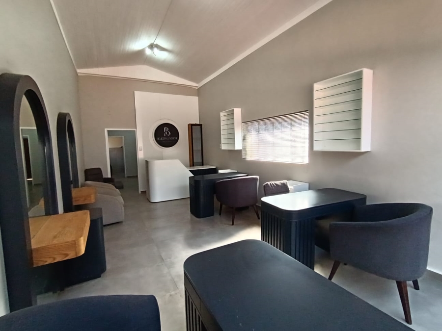 To Let Commercial Property for Rent in Faerie Glen Gauteng