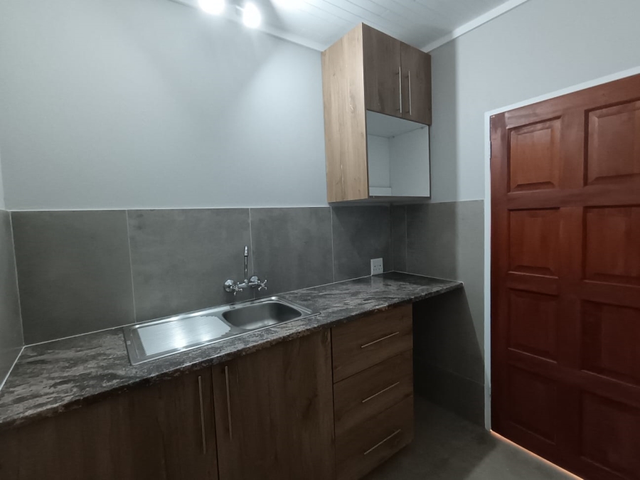 To Let Commercial Property for Rent in Faerie Glen Gauteng