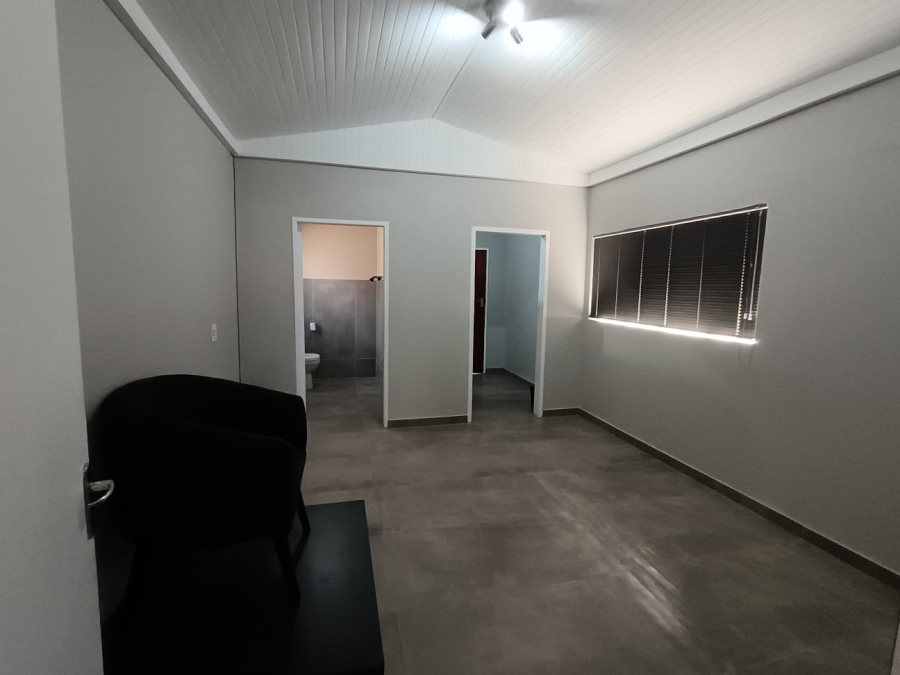 To Let Commercial Property for Rent in Faerie Glen Gauteng