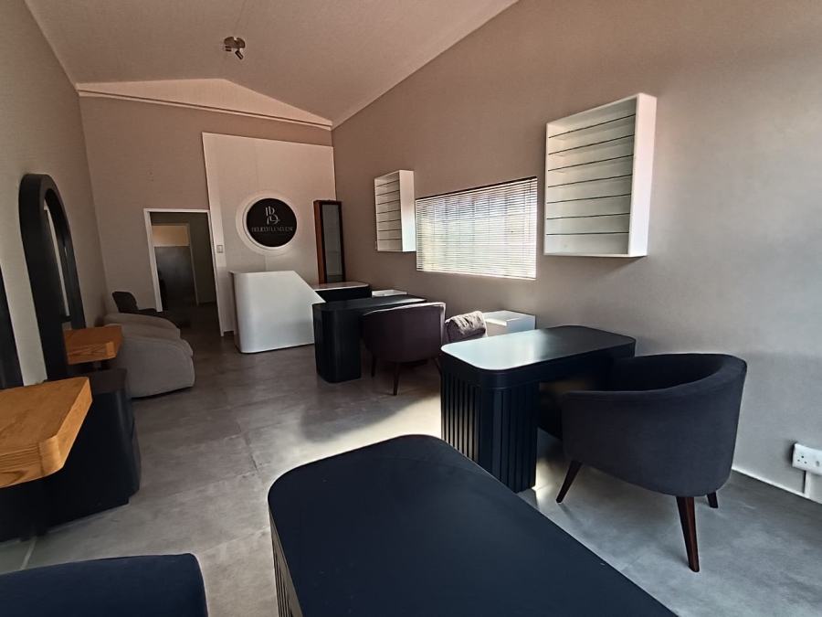 To Let Commercial Property for Rent in Faerie Glen Gauteng