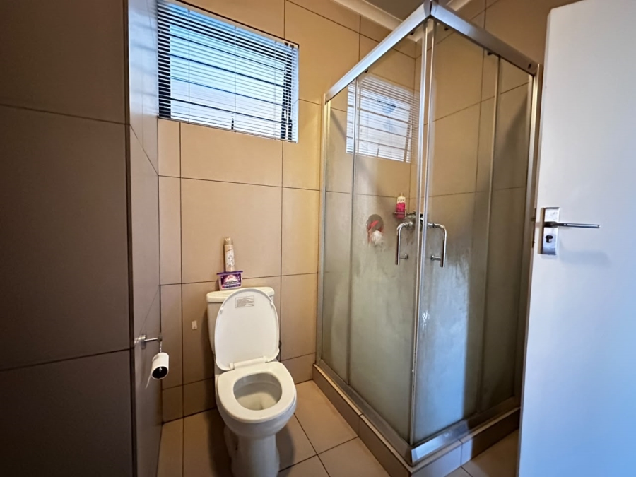 To Let 1 Bedroom Property for Rent in Lilianton Gauteng