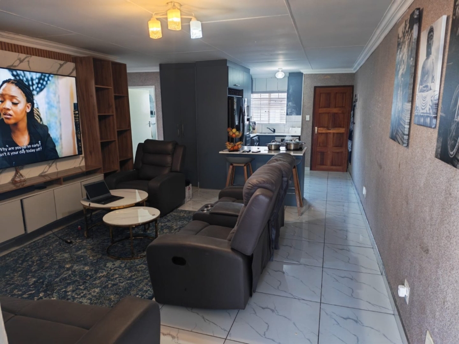 To Let 2 Bedroom Property for Rent in Meyersdal Gauteng