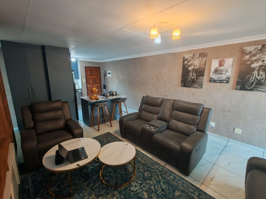 To Let 2 Bedroom Property for Rent in Meyersdal Gauteng