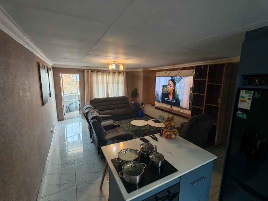To Let 2 Bedroom Property for Rent in Meyersdal Gauteng
