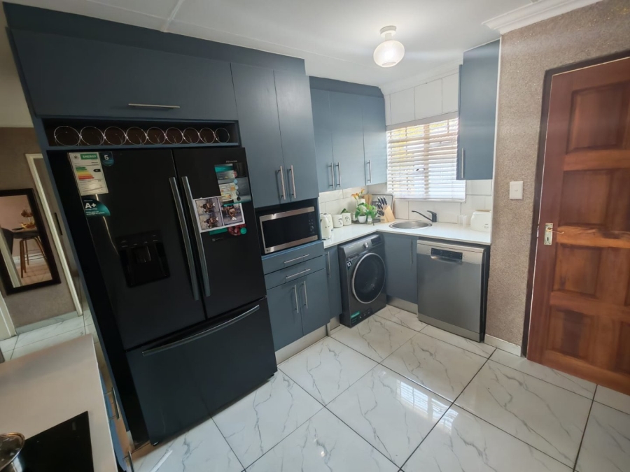 To Let 2 Bedroom Property for Rent in Meyersdal Gauteng