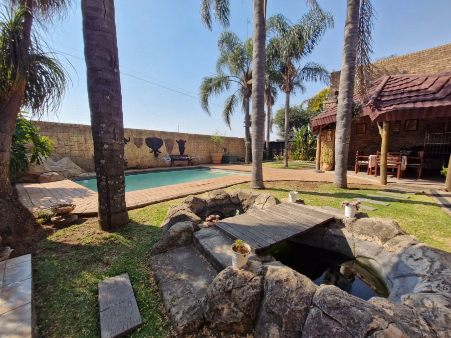 4 Bedroom Property for Sale in Sunward Park Gauteng