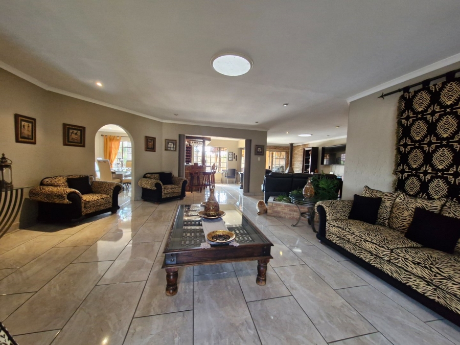 4 Bedroom Property for Sale in Sunward Park Gauteng