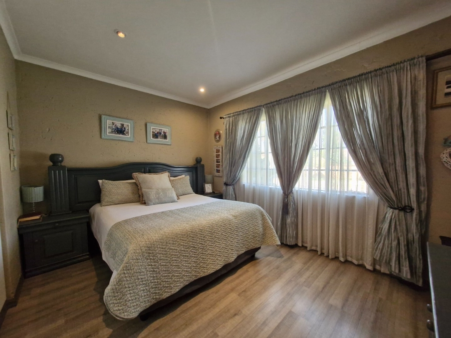 4 Bedroom Property for Sale in Sunward Park Gauteng