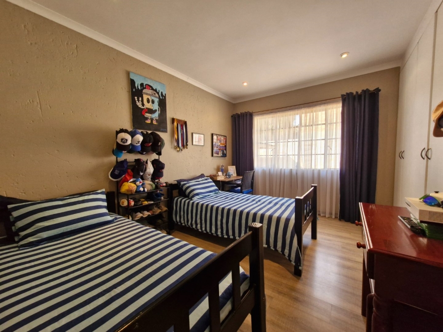 4 Bedroom Property for Sale in Sunward Park Gauteng