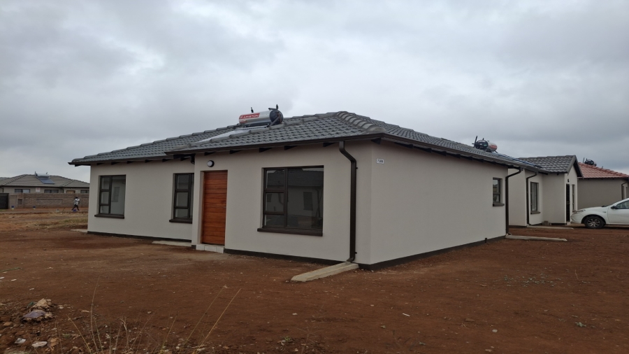 3 Bedroom Property for Sale in Windmill Park Gauteng