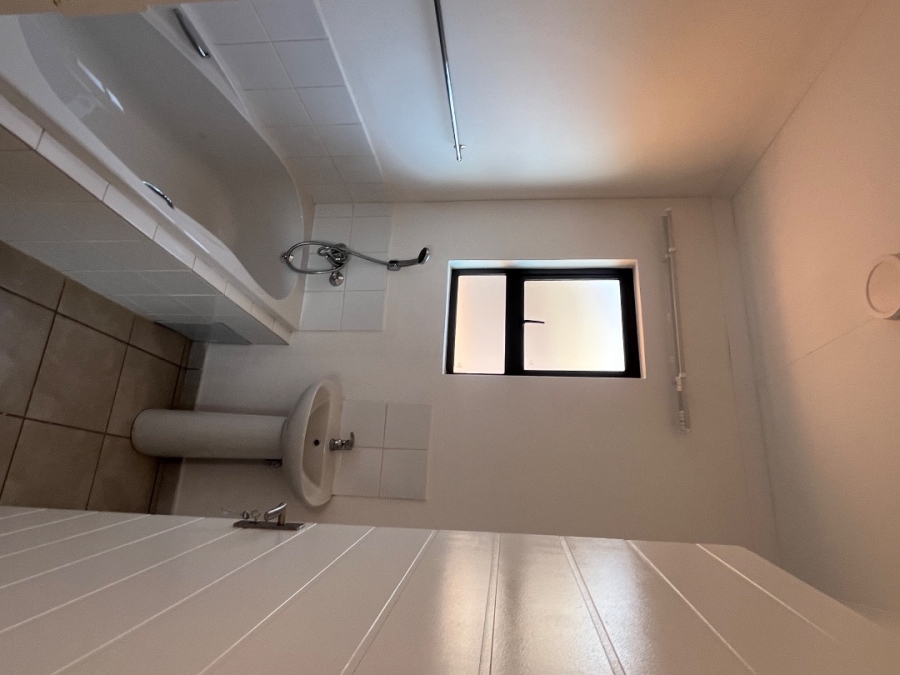 3 Bedroom Property for Sale in Crystal Park Gauteng