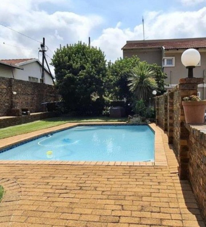 2 Bedroom Property for Sale in Sunnyridge Gauteng