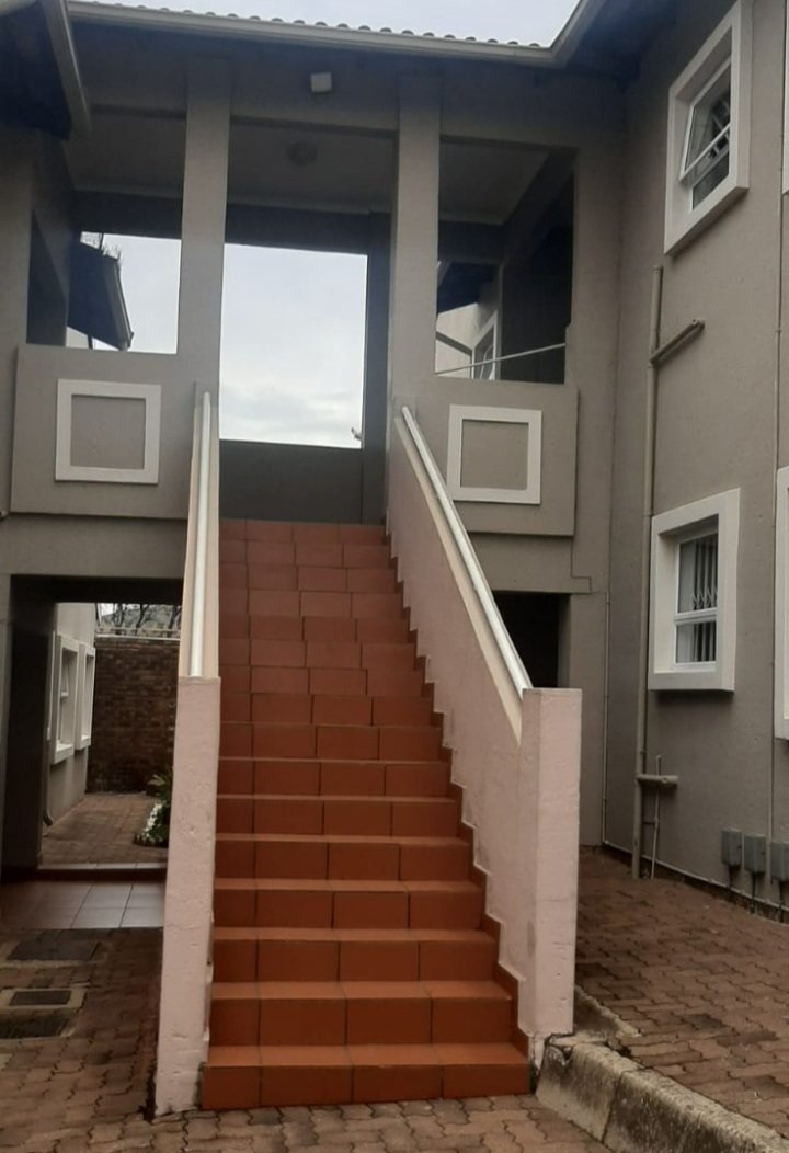 2 Bedroom Property for Sale in Sunnyridge Gauteng