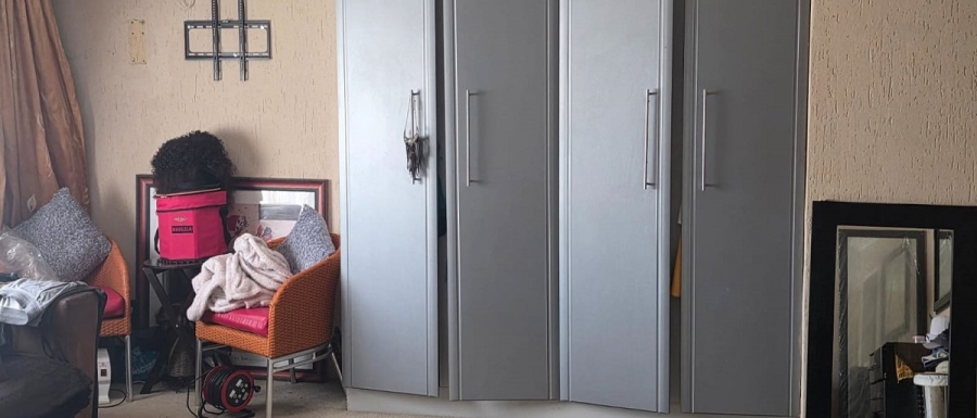 4 Bedroom Property for Sale in Crystal Park Gauteng