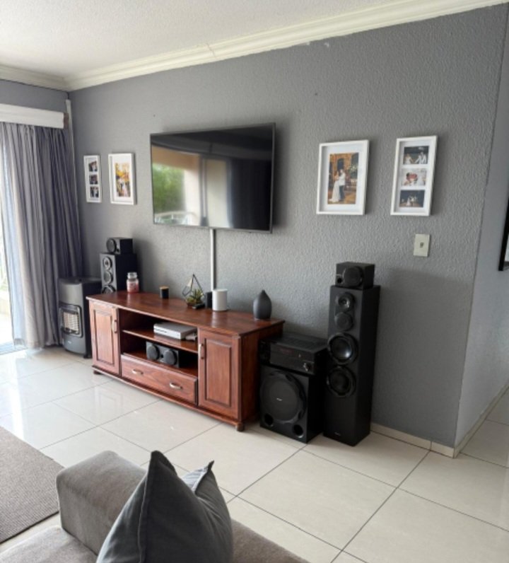 3 Bedroom Property for Sale in Primrose Hill Gauteng