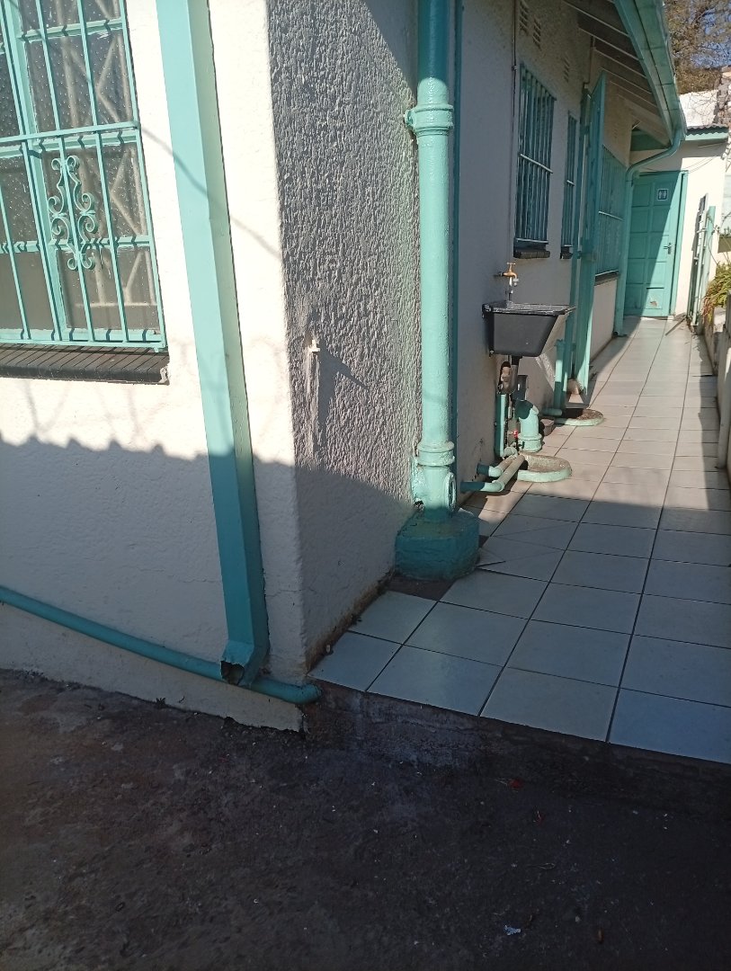 12 Bedroom Property for Sale in Brixton Gauteng