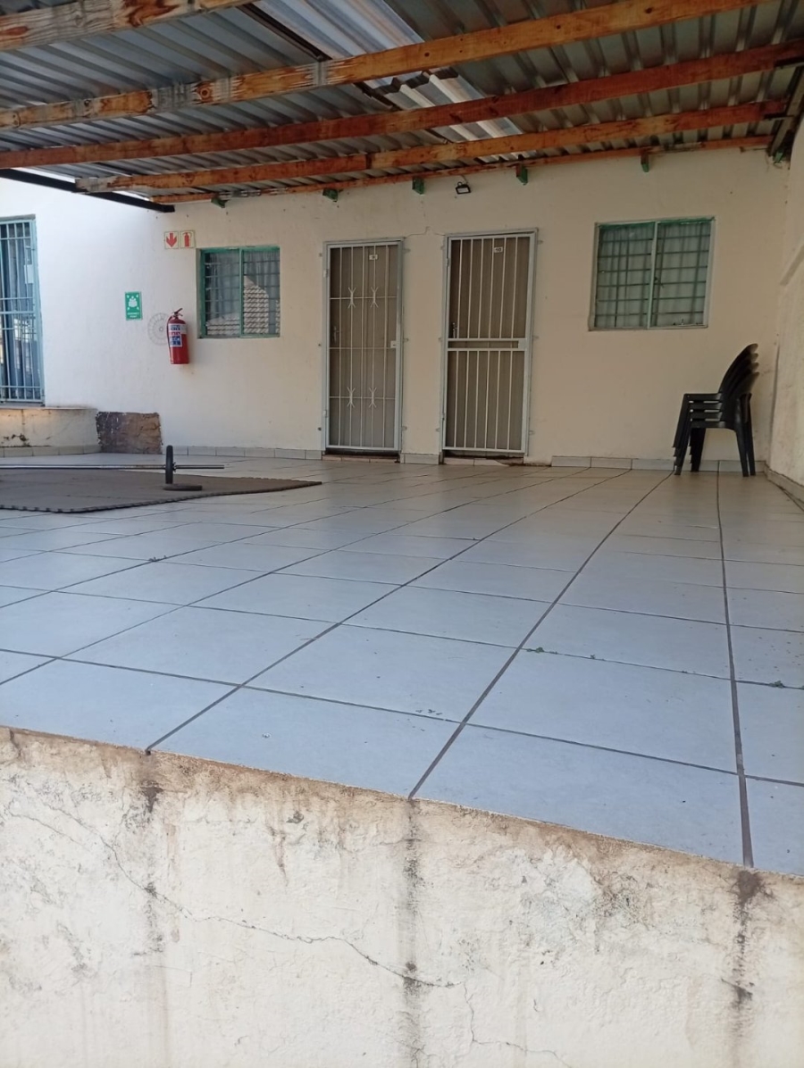 12 Bedroom Property for Sale in Brixton Gauteng