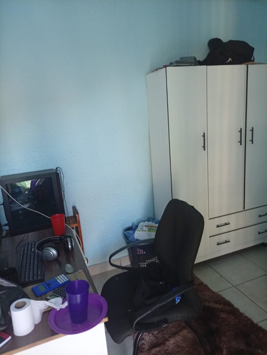 12 Bedroom Property for Sale in Brixton Gauteng