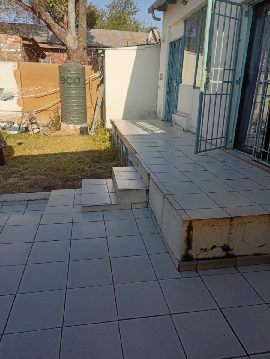 12 Bedroom Property for Sale in Brixton Gauteng