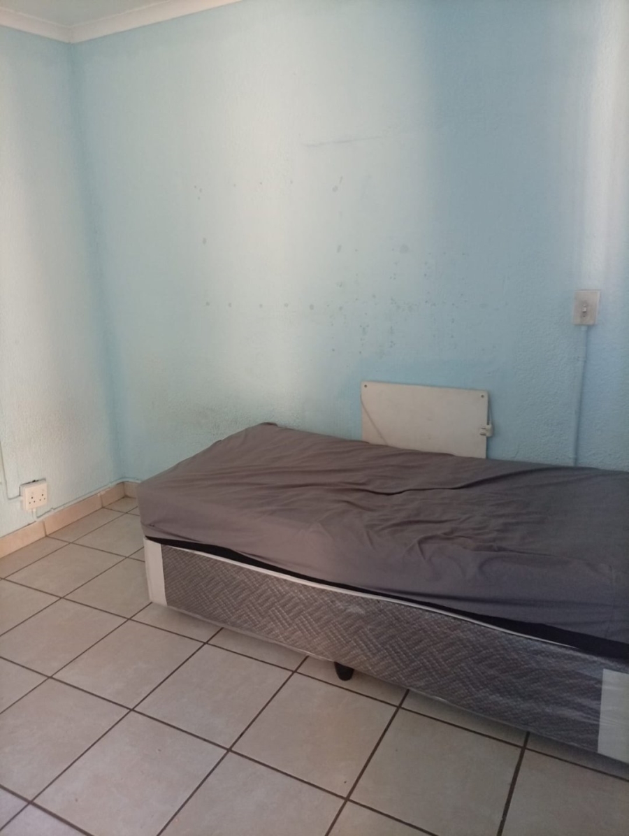 12 Bedroom Property for Sale in Brixton Gauteng