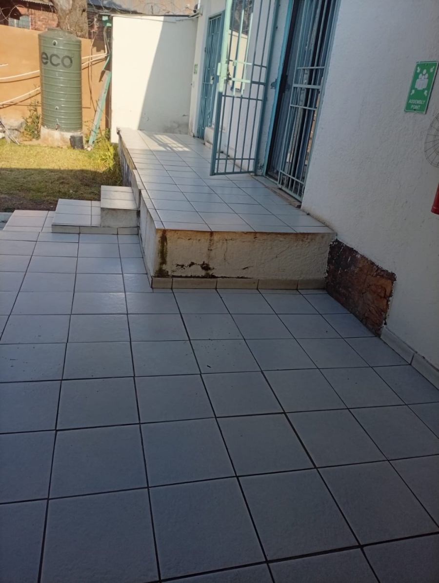 12 Bedroom Property for Sale in Brixton Gauteng