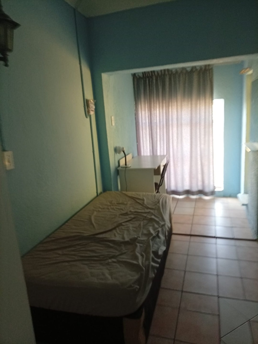 12 Bedroom Property for Sale in Brixton Gauteng
