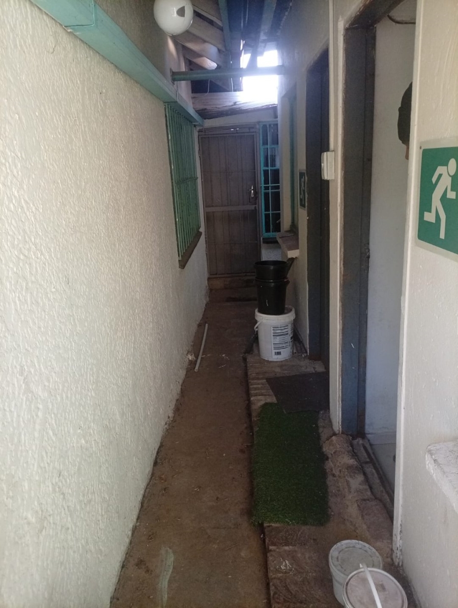 12 Bedroom Property for Sale in Brixton Gauteng
