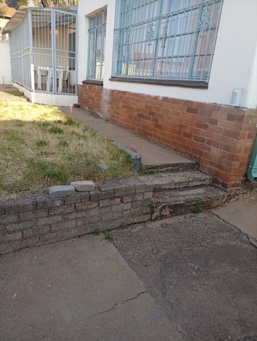 12 Bedroom Property for Sale in Brixton Gauteng