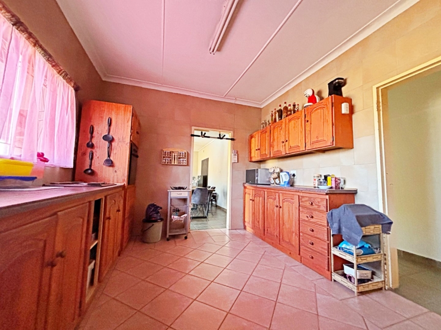 5 Bedroom Property for Sale in Valhalla Gauteng