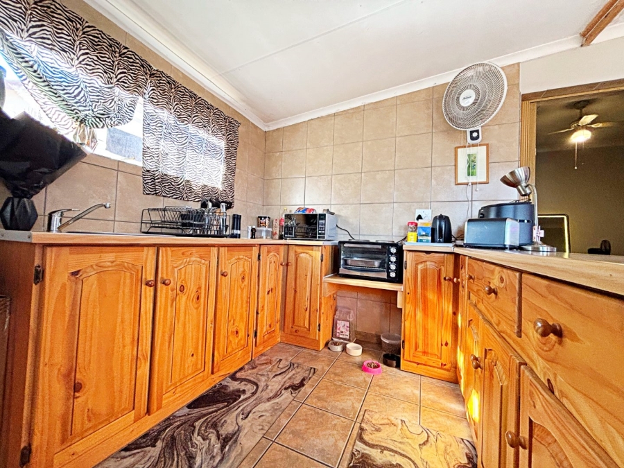 5 Bedroom Property for Sale in Valhalla Gauteng