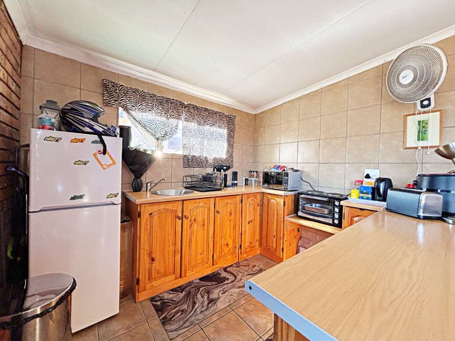 5 Bedroom Property for Sale in Valhalla Gauteng