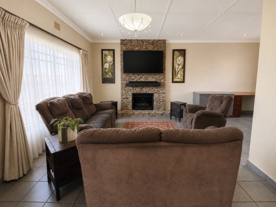 3 Bedroom Property for Sale in Homestead Gauteng