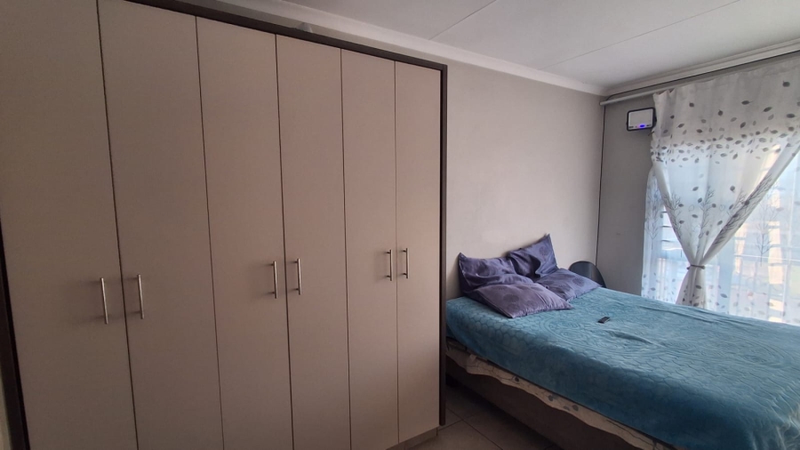 3 Bedroom Property for Sale in Andeon Gauteng