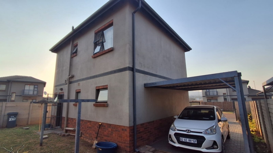 3 Bedroom Property for Sale in Andeon Gauteng