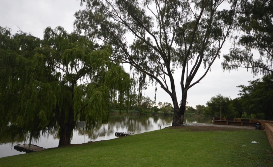 Commercial Property for Sale in Riverspray Lifestyle Estate Gauteng