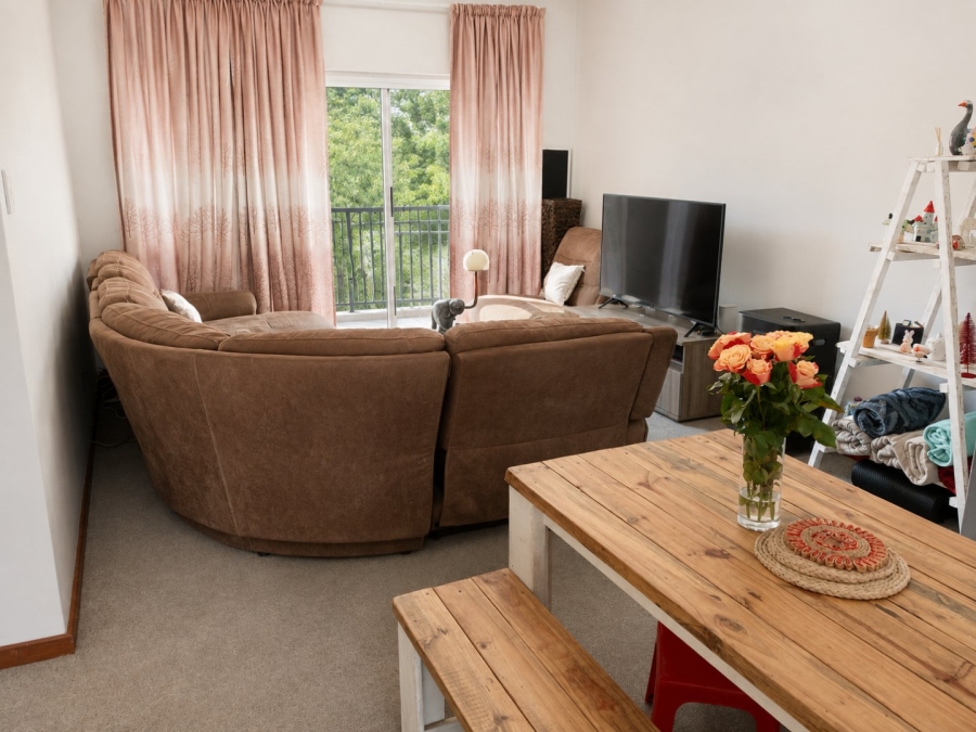 2 Bedroom Property for Sale in Buccleuch Gauteng