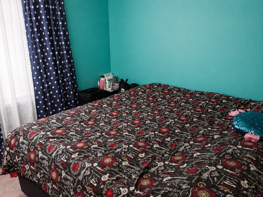 2 Bedroom Property for Sale in Buccleuch Gauteng