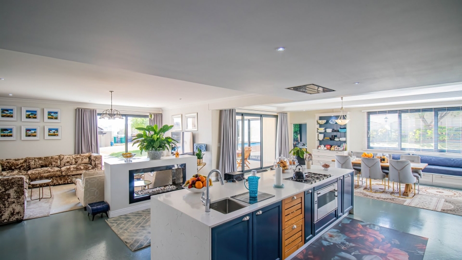 6 Bedroom Property for Sale in Blue Hills Equestrian Estate Gauteng